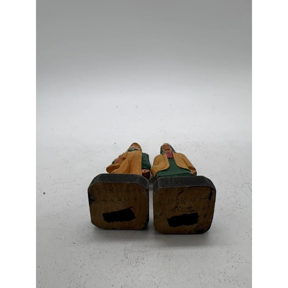 Vintage Hand Carved Wood Figures Elderly Old Couple Folk Art Statue Pair 3